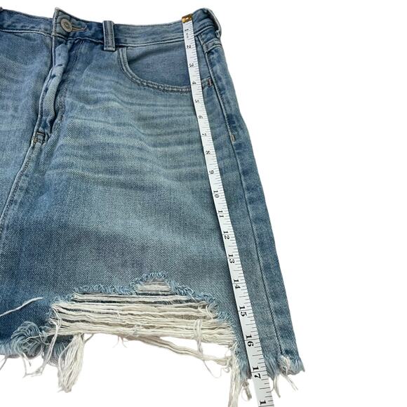 Hollister Womens Skirt Size 29 Ultra High Rise Denim Distressed Light Wash Skirt - Picture 11 of 11